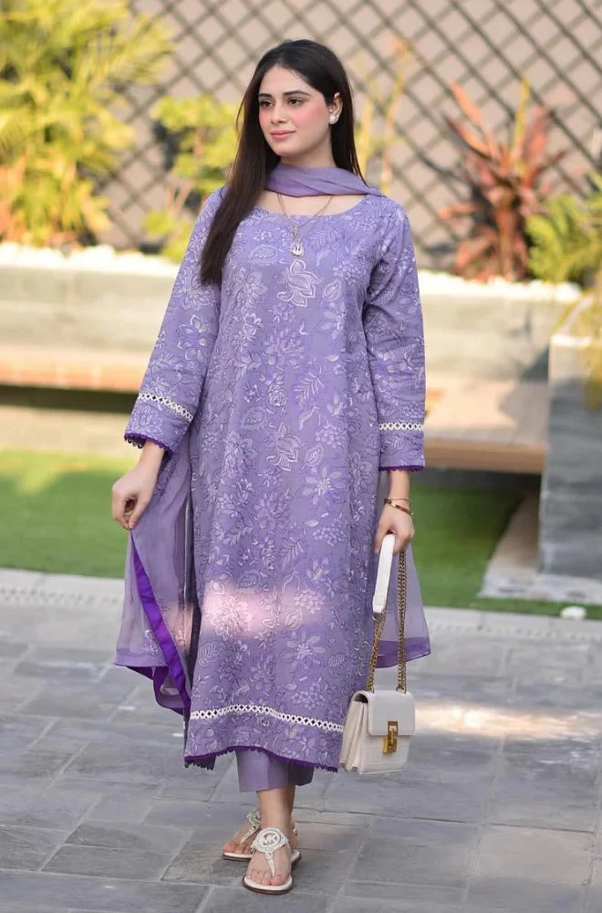 Qalamkar 3 Piece Lawn Embroidered Suit  WC1020 - Image 4