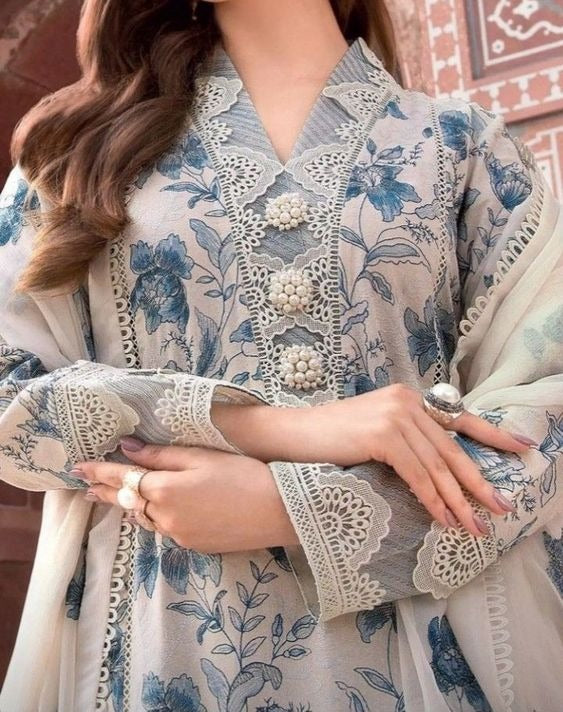 Bareeze Embroidered lawn dress with embroidered chiffon dupatta 3PC WC729 - Image 3