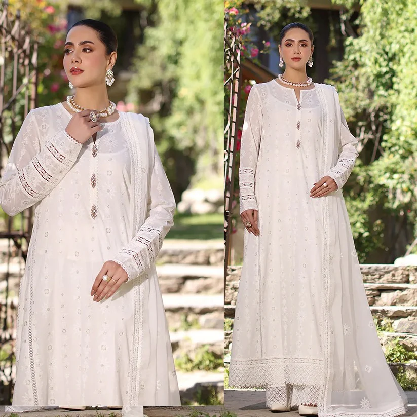 Bareeze Embroidered Summer 3 Piece lawn dress with embroidered chiffon dupatta WC842