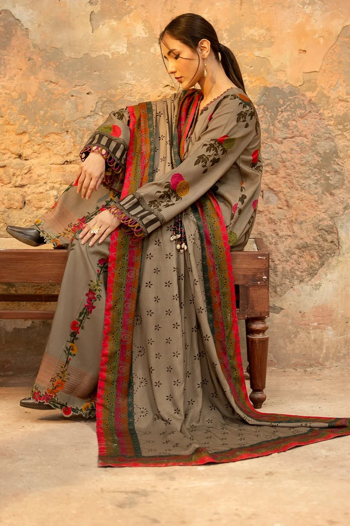 Printed Unstitched Charizma Winter 3 Piece Karandi Dress WC1249 - Image 5