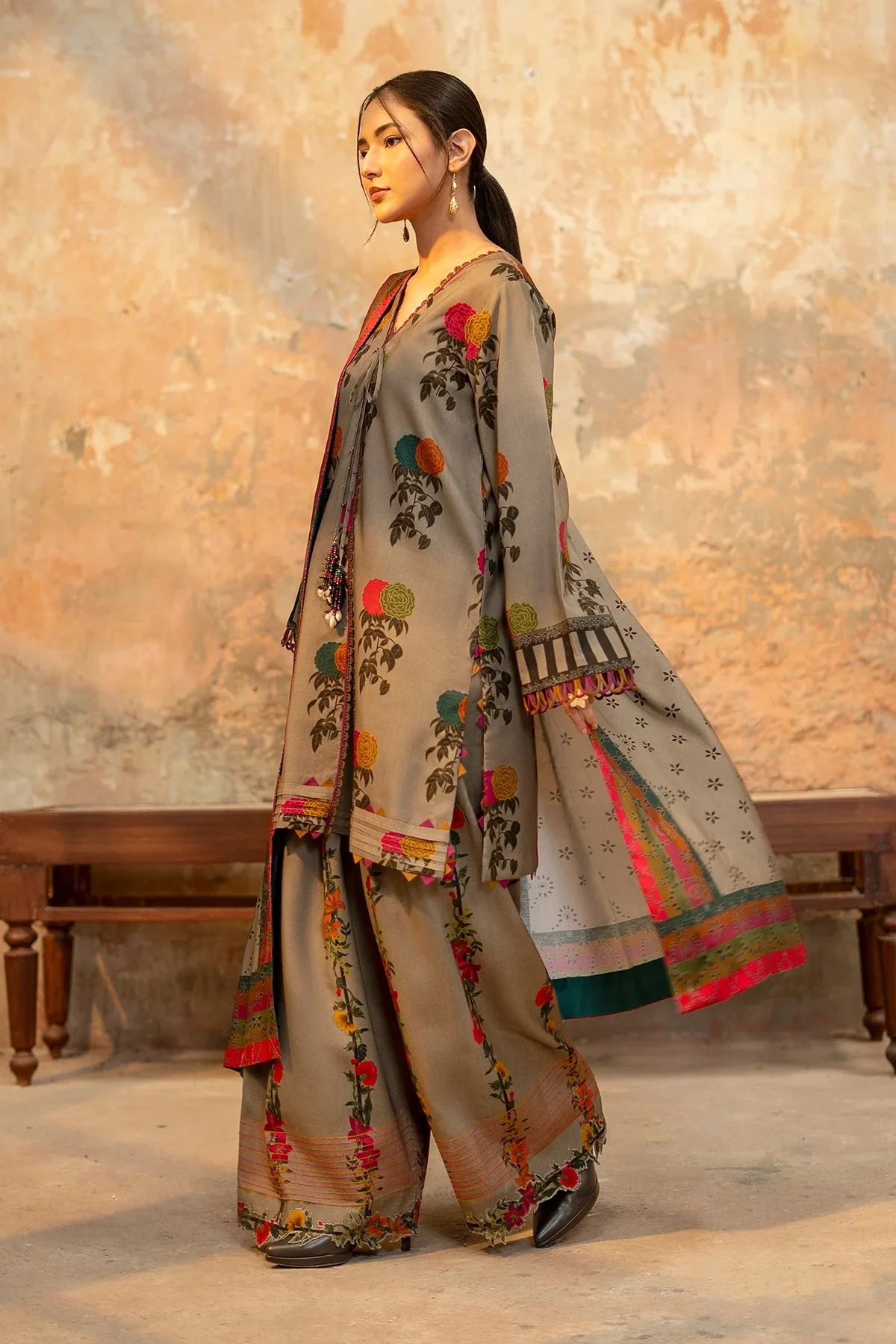 Printed Unstitched Charizma Winter 3 Piece Karandi Dress WC1249 - Image 3