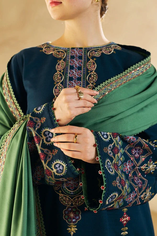 Coco By Zara Shahjahan Winter Embroidered Dhanak dress Embroidered Dhanak Shawll 3 Piece WC590 - Image 4