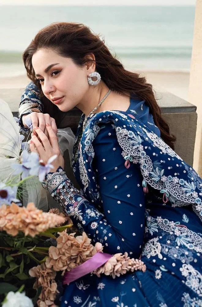 Jade 3 Piece Lawn Chickenkari Embroidered Dress Chiffon Dupata WC1055 - Image 2