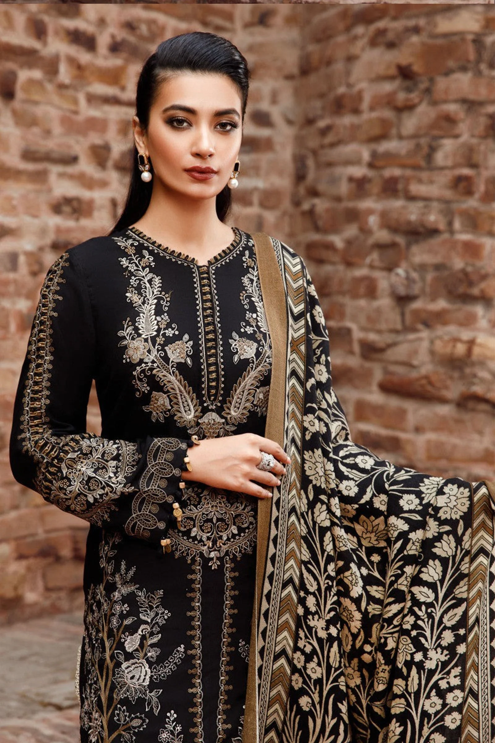 Maria B Winter 3 Piece Dhanak Embroidered Dress with Printed Shawll WC877 - Image 3