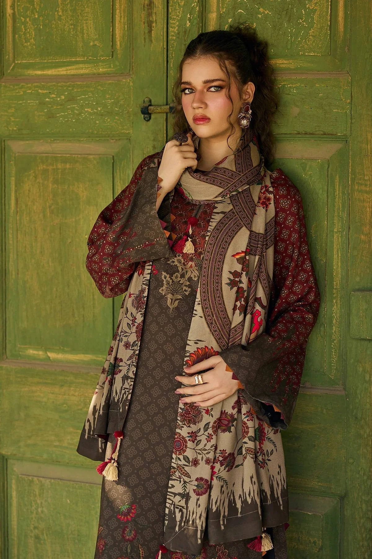 Printed Unstitched Charizma Winter 3 Piece Karandi Dress WC1252 - Image 2