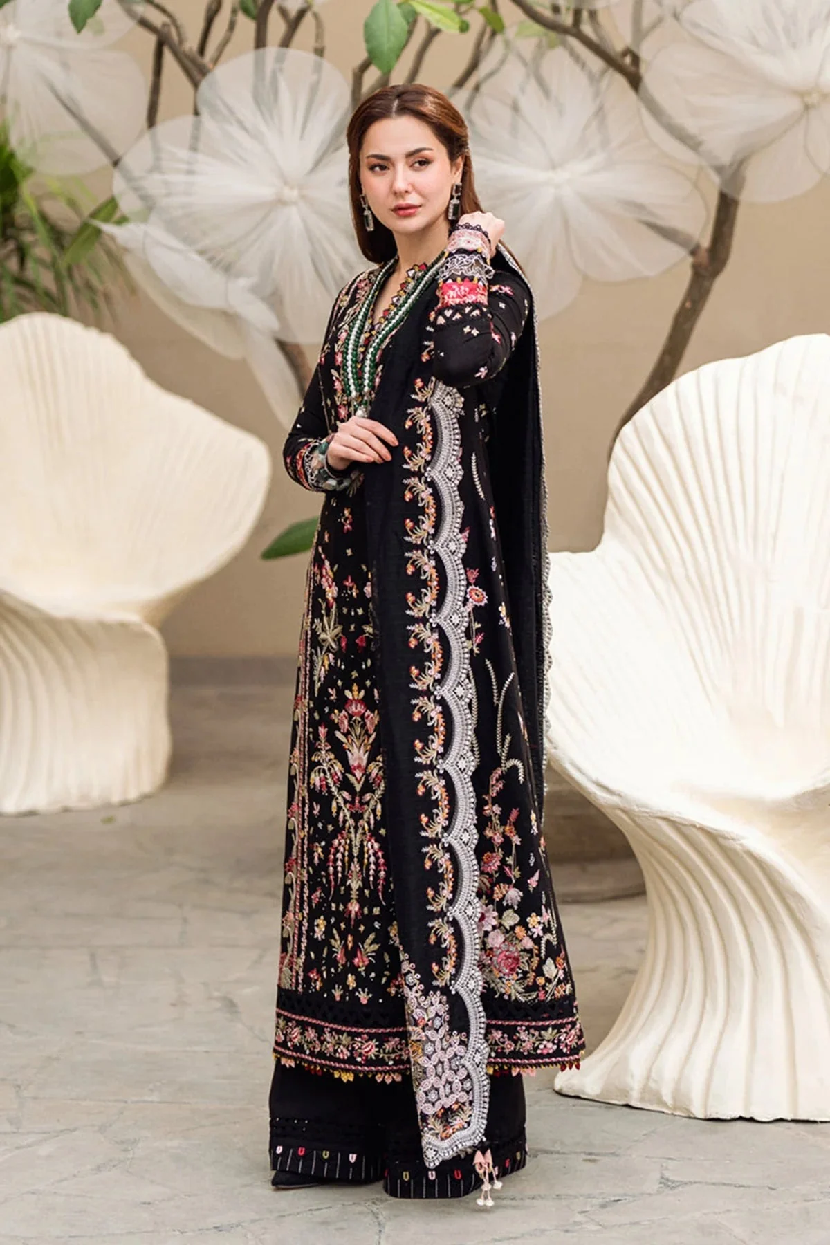 Qalamkar 3 Piece Lawn Embroidered Shirt with Embroidered Slub Net Dupatta WC1033 - Image 3