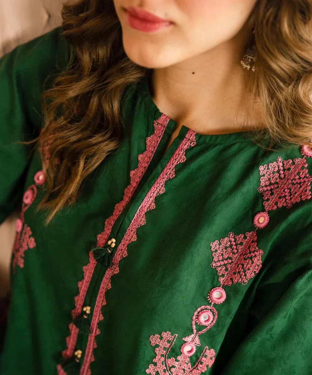 Sapphire 3 Piece Embroidered Lawn Dress WC1068 - Image 3