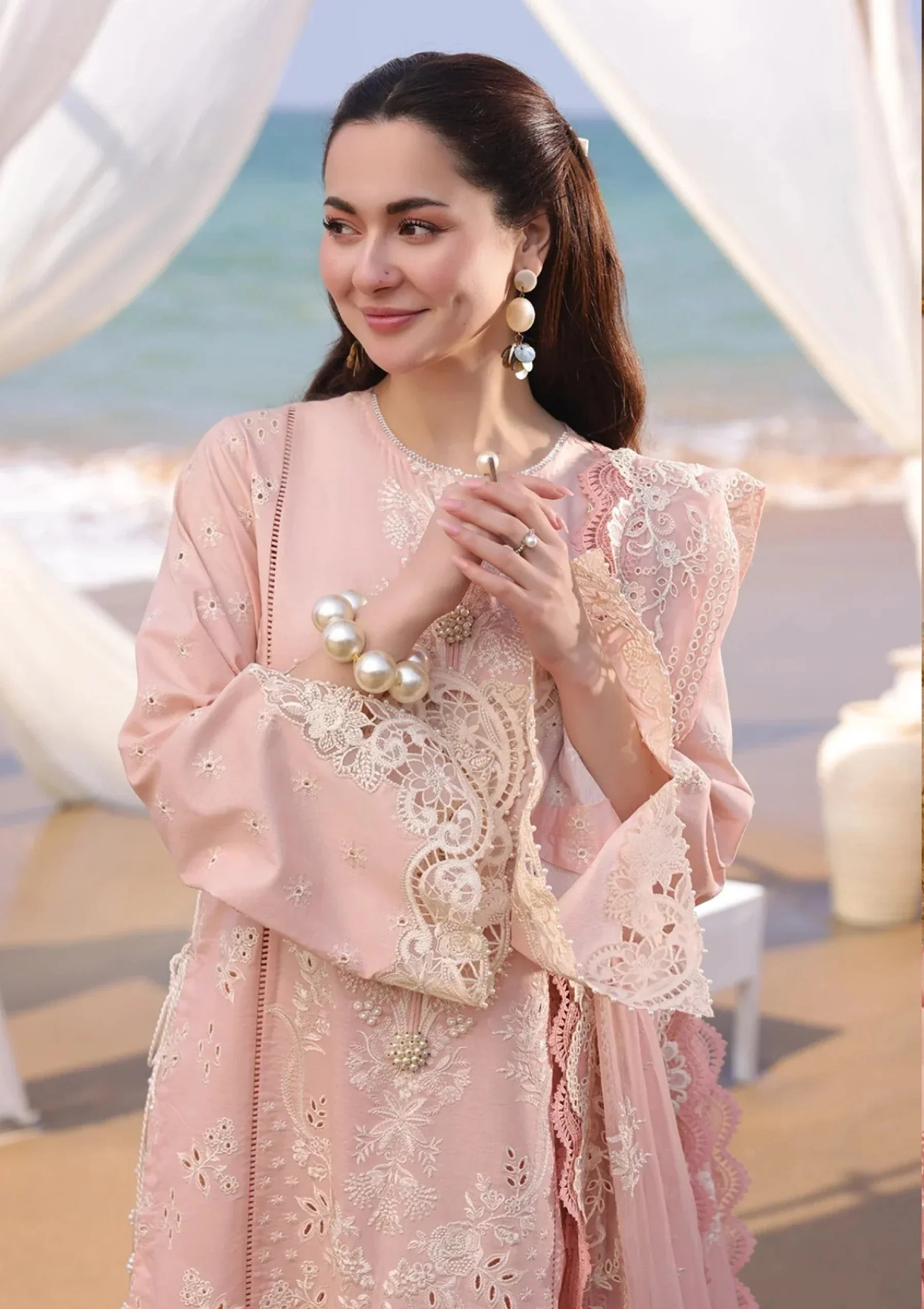 Sapphire Hania Luxury Lawn 3 Piece Suit  WC1042 - Image 4