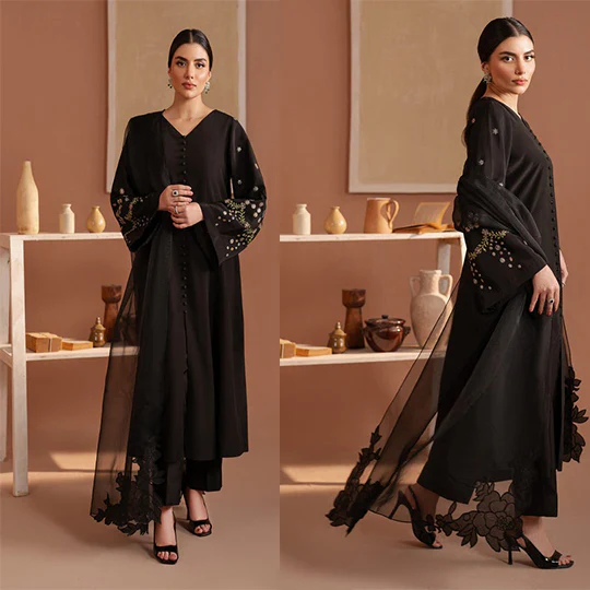 Sapphire Lawn 3 Piece Embroidered Dress Organza Embroidered Dupata WC2009