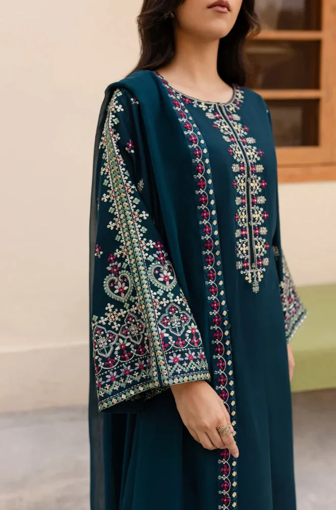 Sapphire Lawn Embroidered Dress with Chiffon Duppata 3 Piece WC111 - Image 4