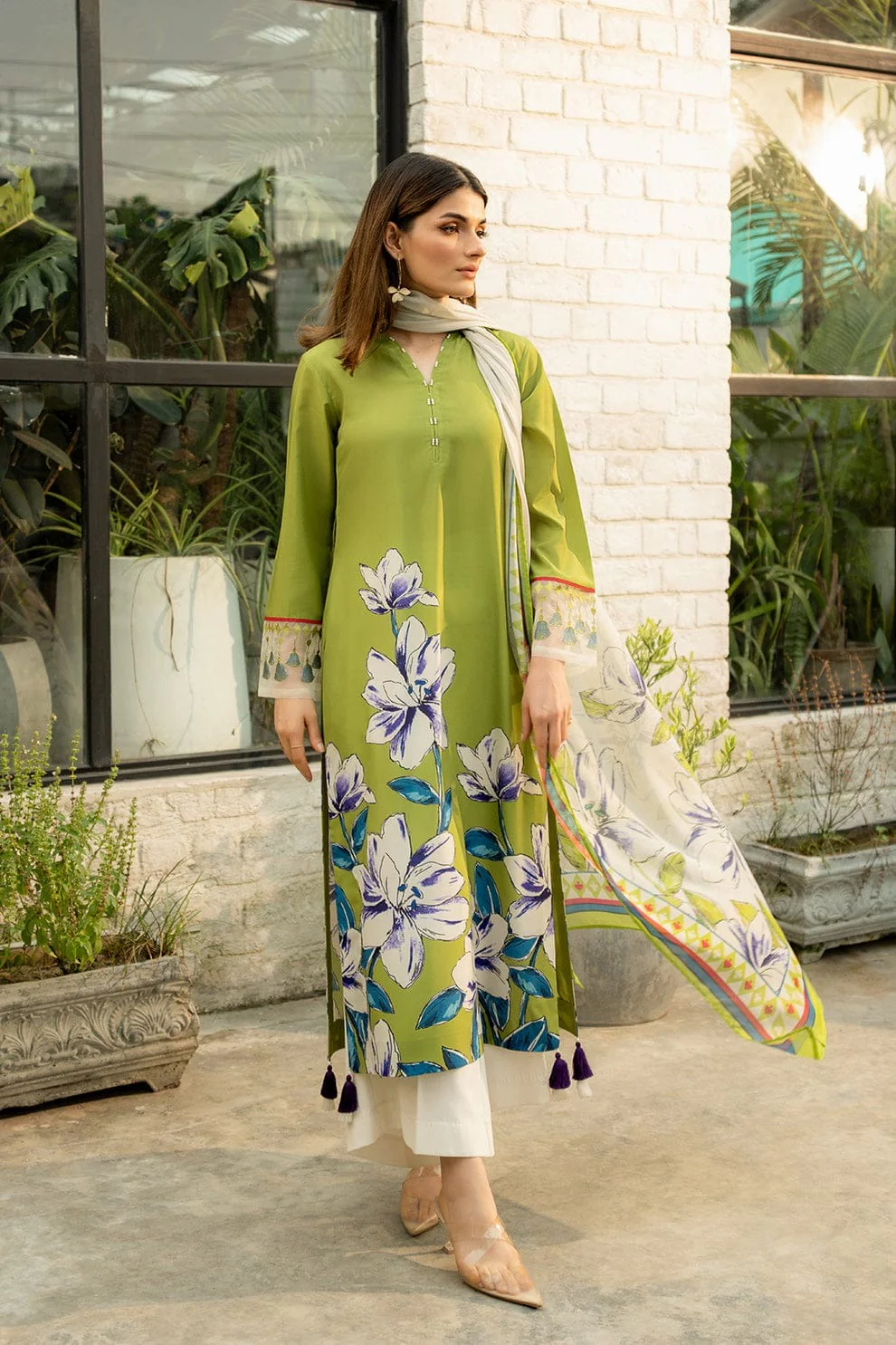 Sapphire Shimoz Slik Dress with Printed Pashmina Shawll 3 Piece WC829 - Image 3
