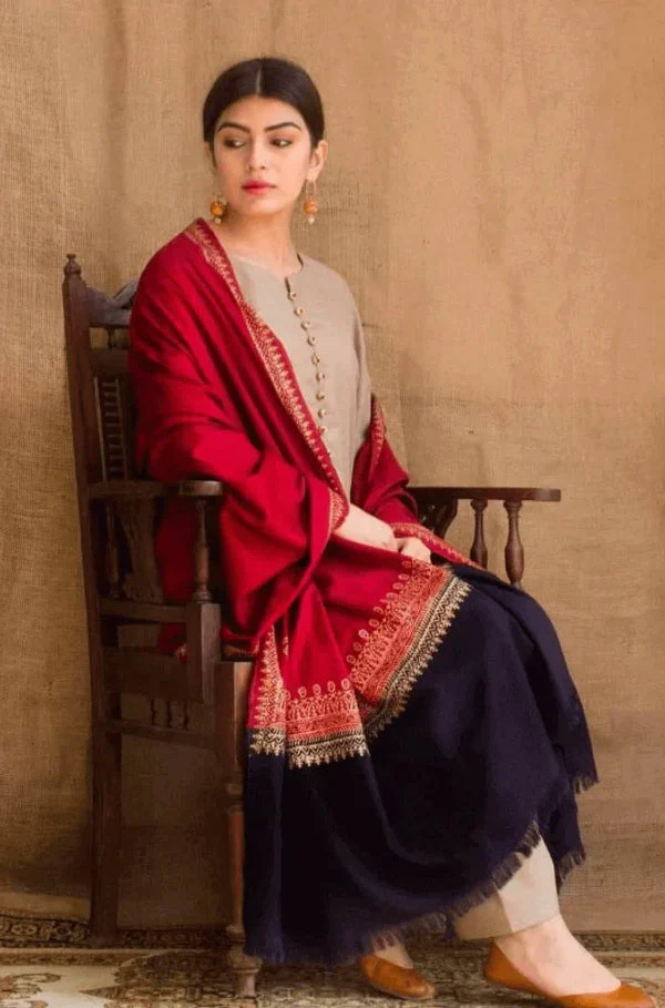Sapphire Unstitched Winter Printed Dhanak Dress with Printed Shawll 3 Piece WC545 - Image 3