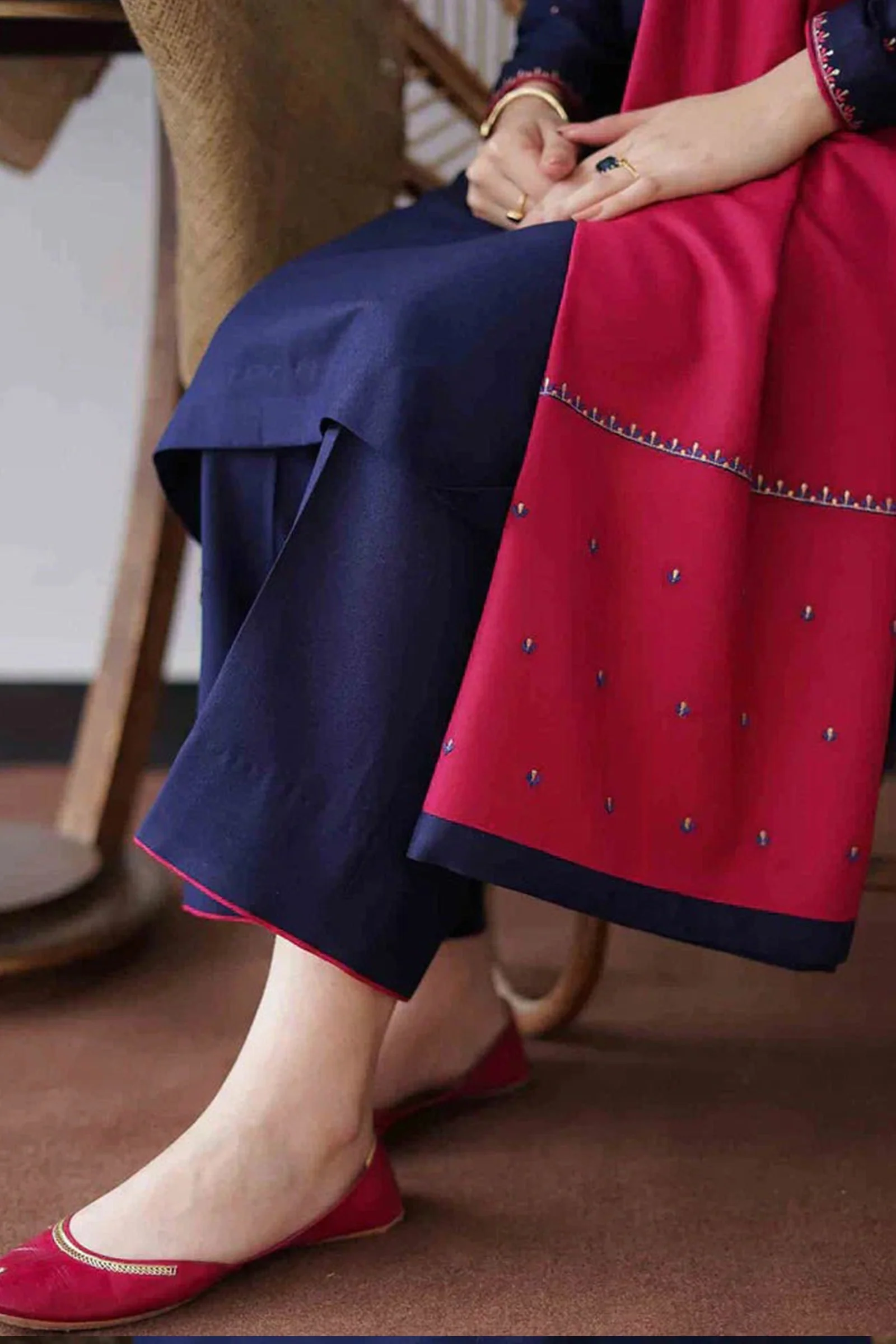 Unstitched Winter 3 Piece Dhanak suit with Embroidered Dhanak Shawll WC404 - Image 4