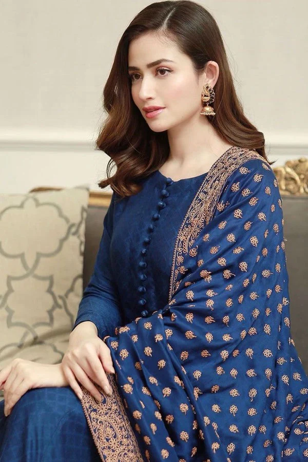 Unstitched Winter Linen Suit with Embroidered Linen Shawl 3 Piece WC408 - Image 3