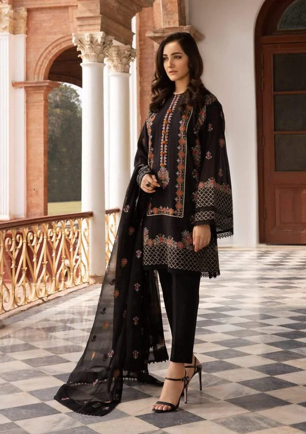Embroidered Bareeze Lawn Dress With Chifon Embroidered Duppata 3PC WC020 - Image 3