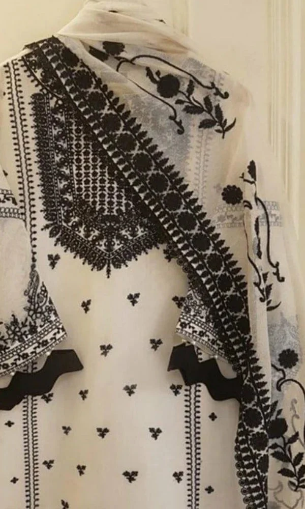 Agha Noor Embroidered Shirt & Bamber Dupatta Lawn Dress 3PC WC207 - Image 3