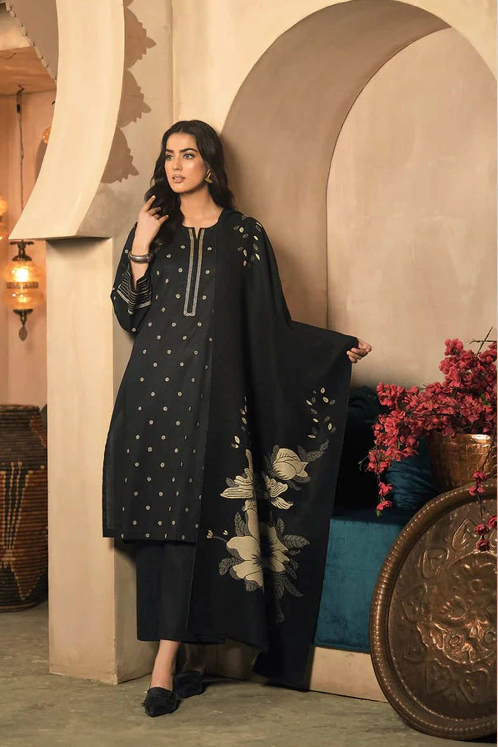 Winter 3 Piece Dhanak Embroidered suit with Printed Shawll WC916 - Image 2