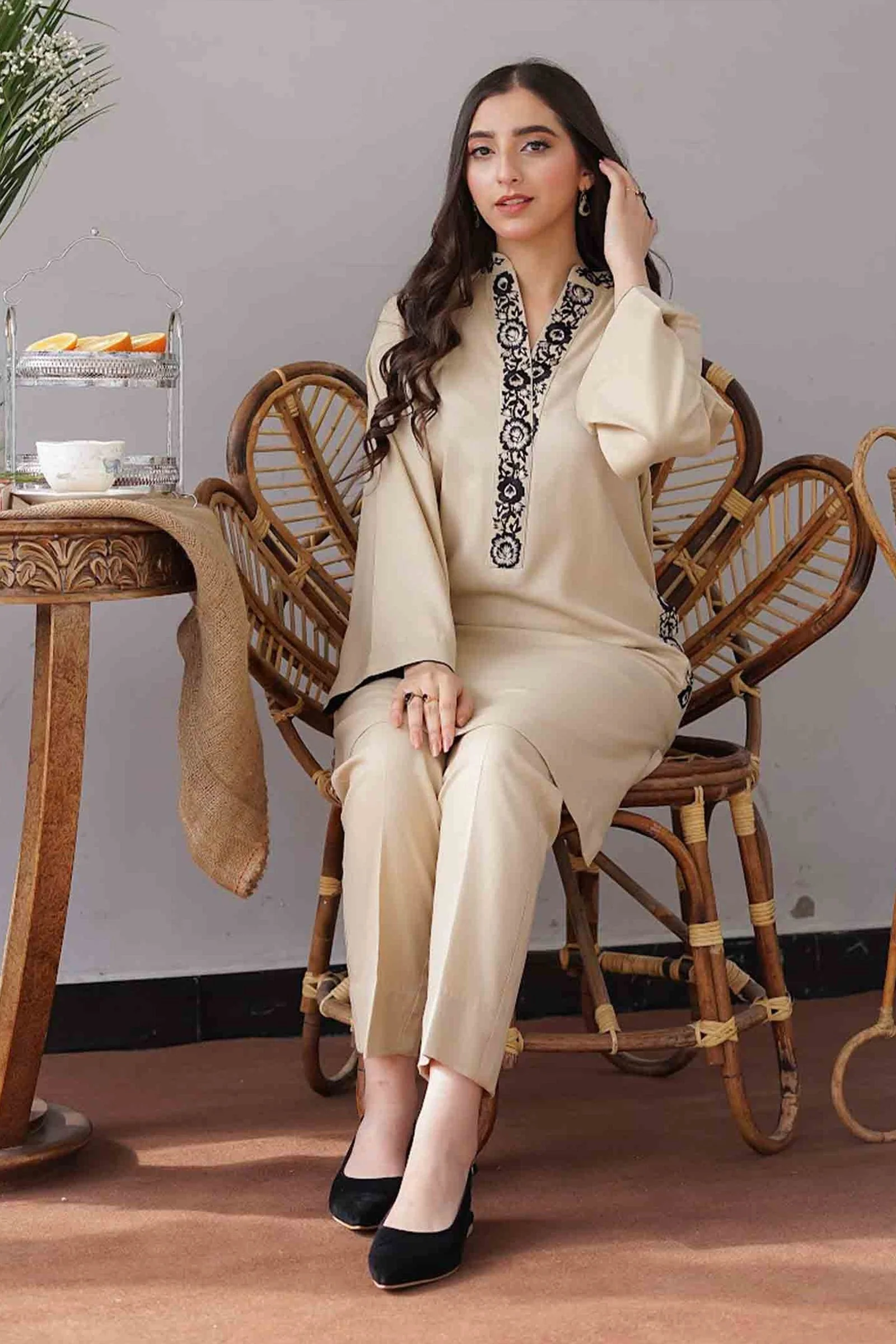 Winter 3 Piece Dhanak suit with Plain Dhanak Shawll WC407 - Image 4