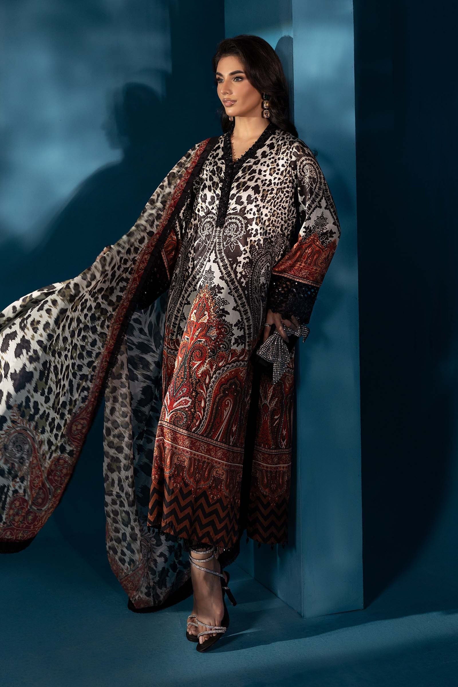 Winter 3 Piece Karandi Digital Print Dress and Karandi Dupata WC1226 - Image 2