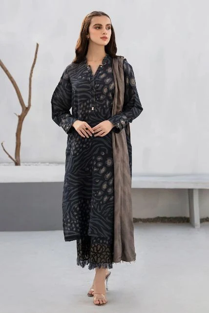 Winter 3 Piece Karandi Digital Print Dress and Karandi Dupata WC1228 - Image 2
